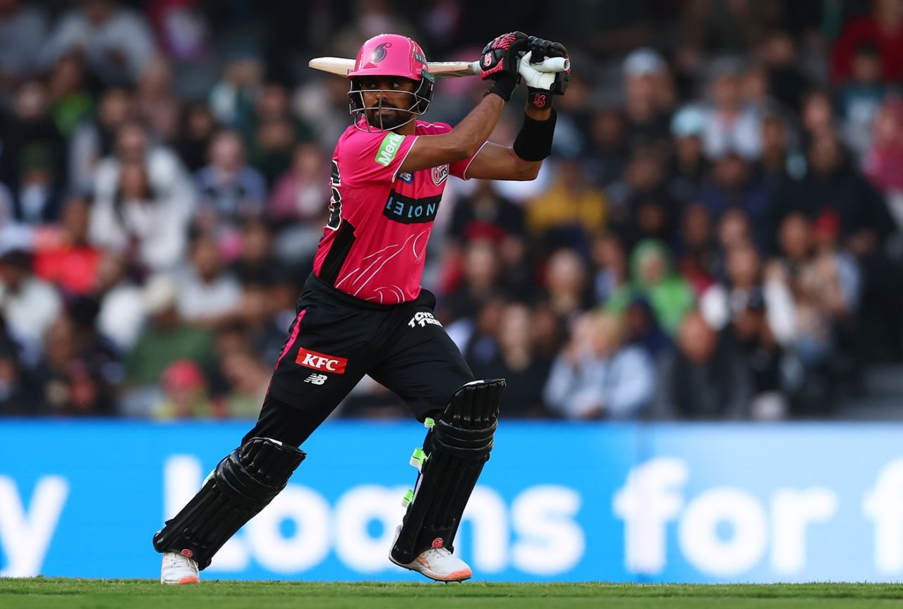 Babar Azam took a lot of time to get going, Melbourne Renegades vs Sydney Sixers, WBBL, Melbourne, January 1, 2026