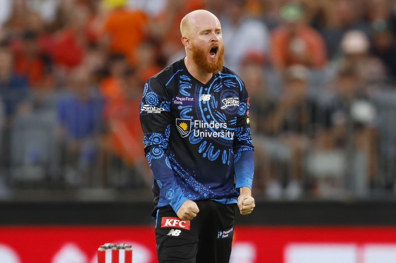 Lloyd Pope picked up 4 for 23, Perth Scorchers vs Adelaide Strikers, Perth, BBL, January 4, 2026