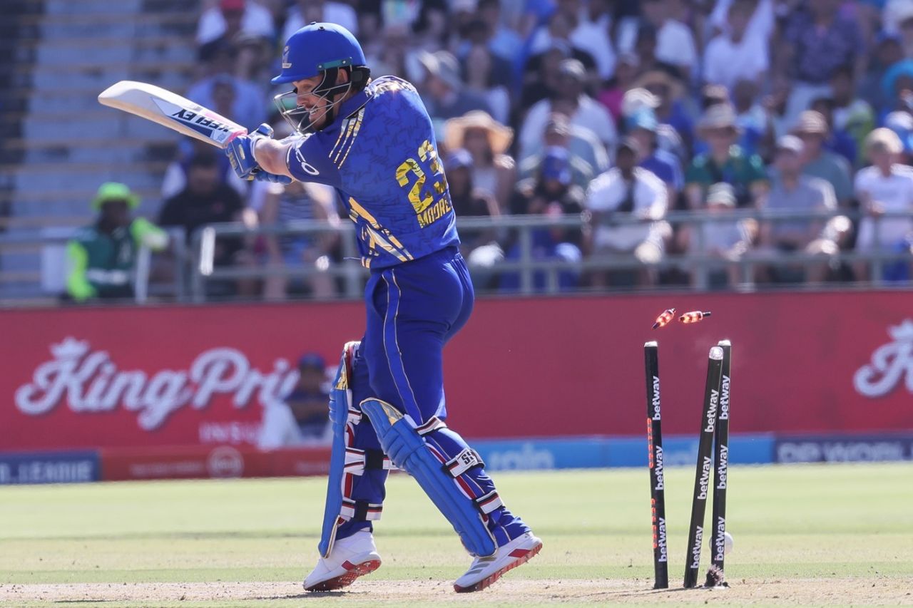 Tom Moores chopped one on to his stumps, MI Cape Town vs Paarl Royals, SA20 2025-26, Cape Town, January 4, 2026