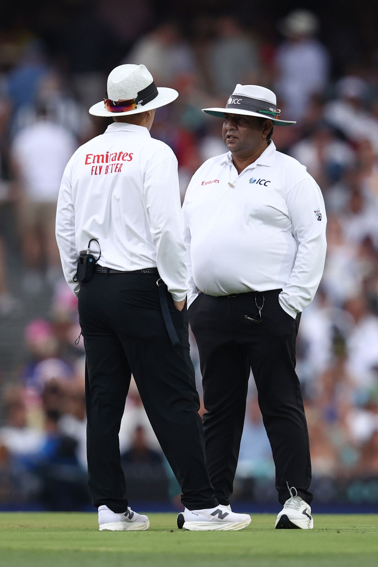 Chris Gaffaney and Ahsan Raza engage in discussion, Australia vs England, 5th Ashes Test, Sydney, 1st day, January 4, 2025