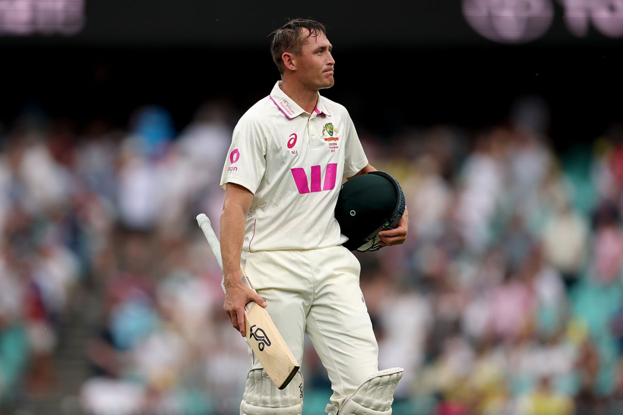 Marnus Labuschagne trudges off after falling for 48, Australia vs England, 5th Test, Sydney, January 5, 2025