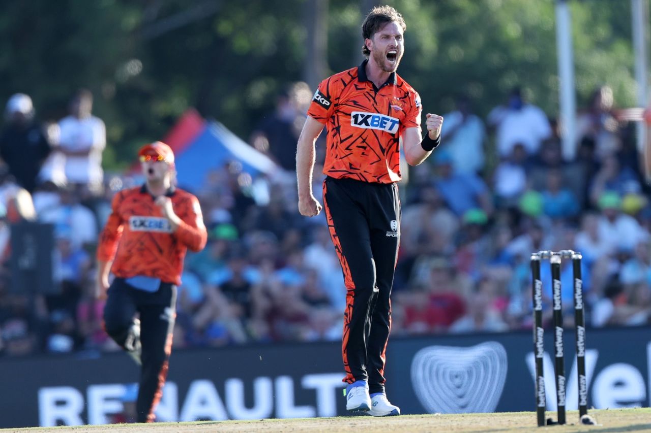 Adam Milne celebrates after getting rid of Shai Hope, Pretoria Capitals vs Sunrisers Eastern Cape, SA20, Centurion, January 5, 2026