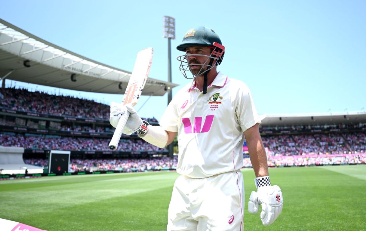 Travis Head walks off after making 163, Australia vs England, 5th Test, Sydney, January 6, 2025