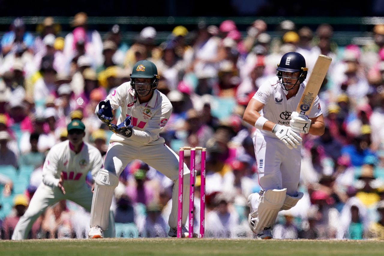 Jacob Bethell helped rebuild after the early loss of Zak Crawley, Australia vs England, 5th Test, Sydney, January 7, 2025