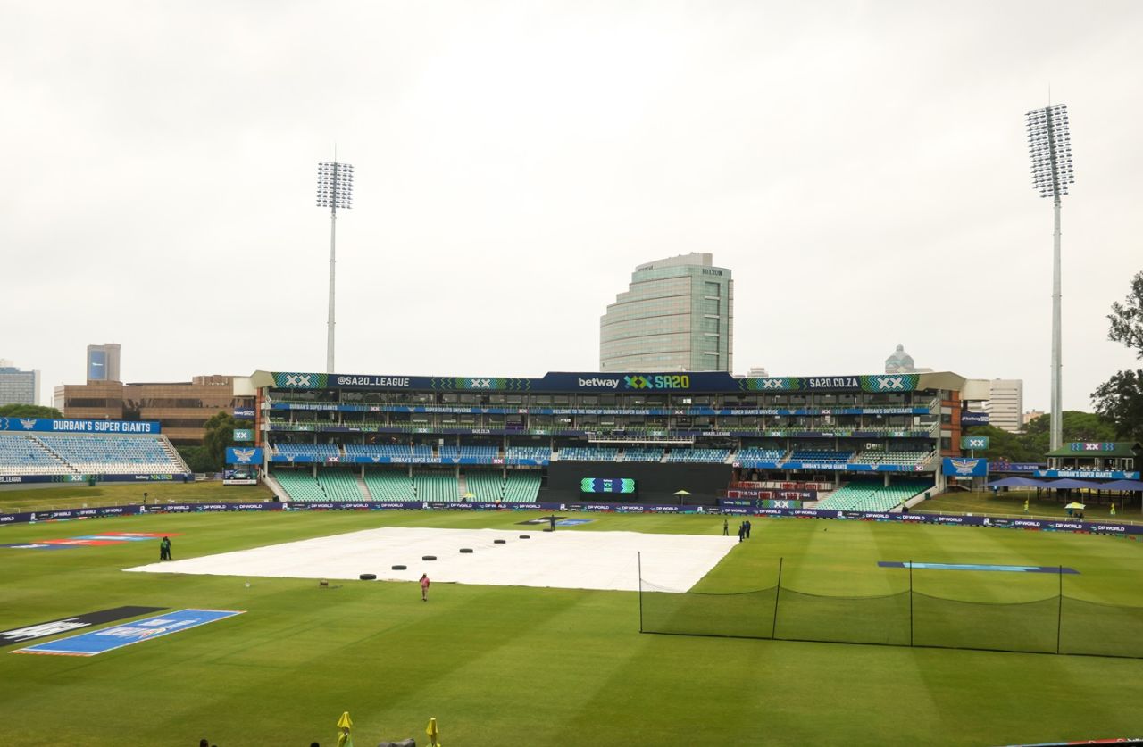 The toss in Durban was delayed due to inclement weather, Durban's Super Giants vs Sunrisers Eastern Cape, SA20, Durban, January 9, 2026