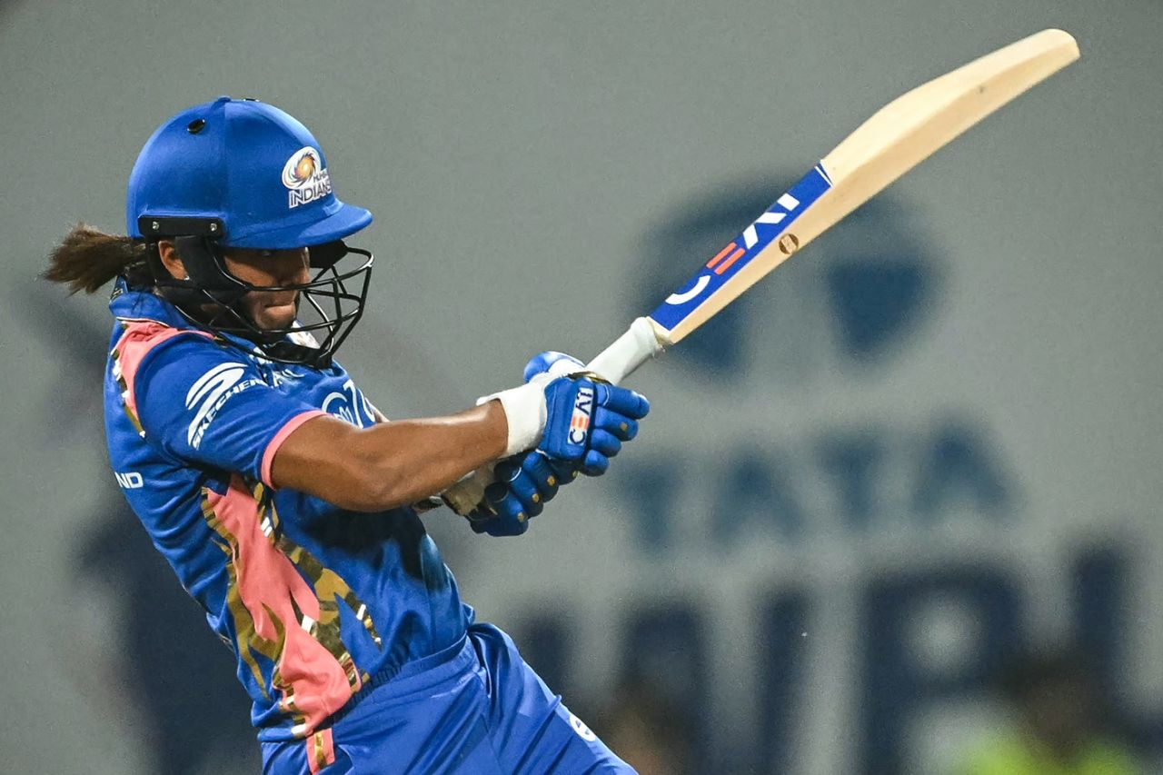 Harmanpreet Kaur swats one away, Mumbai Indians vs Delhi Capitals, WPL 2026, Mumbai, January 10, 2026