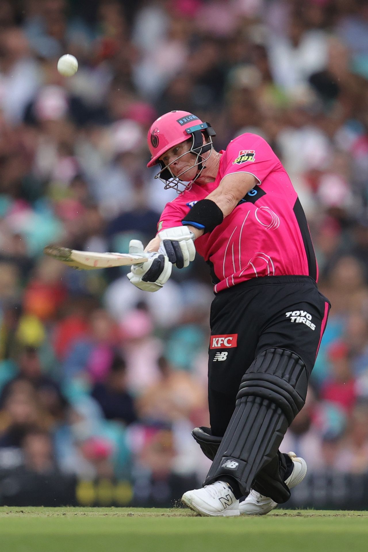 Steven Smith goes aerial, Sydney Sixers vs Hobart Hurricanes, BBL, Sydney, January 11, 2026