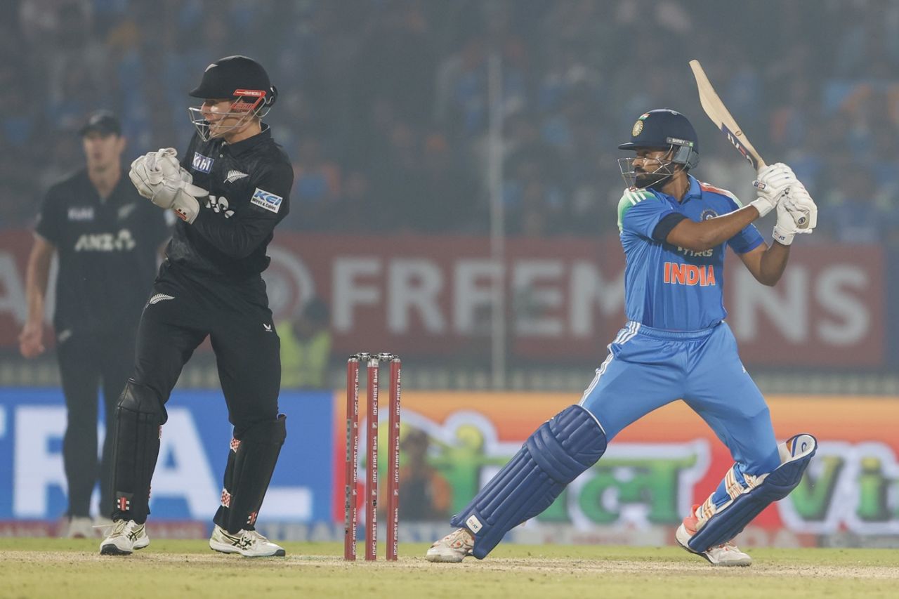 Shreyas Iyer cracks one away on the back foot, India vs New Zealand, 1st ODI, Vadodara, January 11, 2026