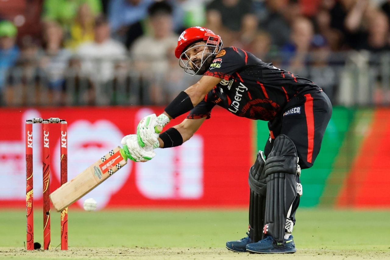 Melbourne Renegades retired out Mohammad Rizwan, Sydney Thunder vs Melbourne Renegades, BBL, Sydney, January 12, 2026