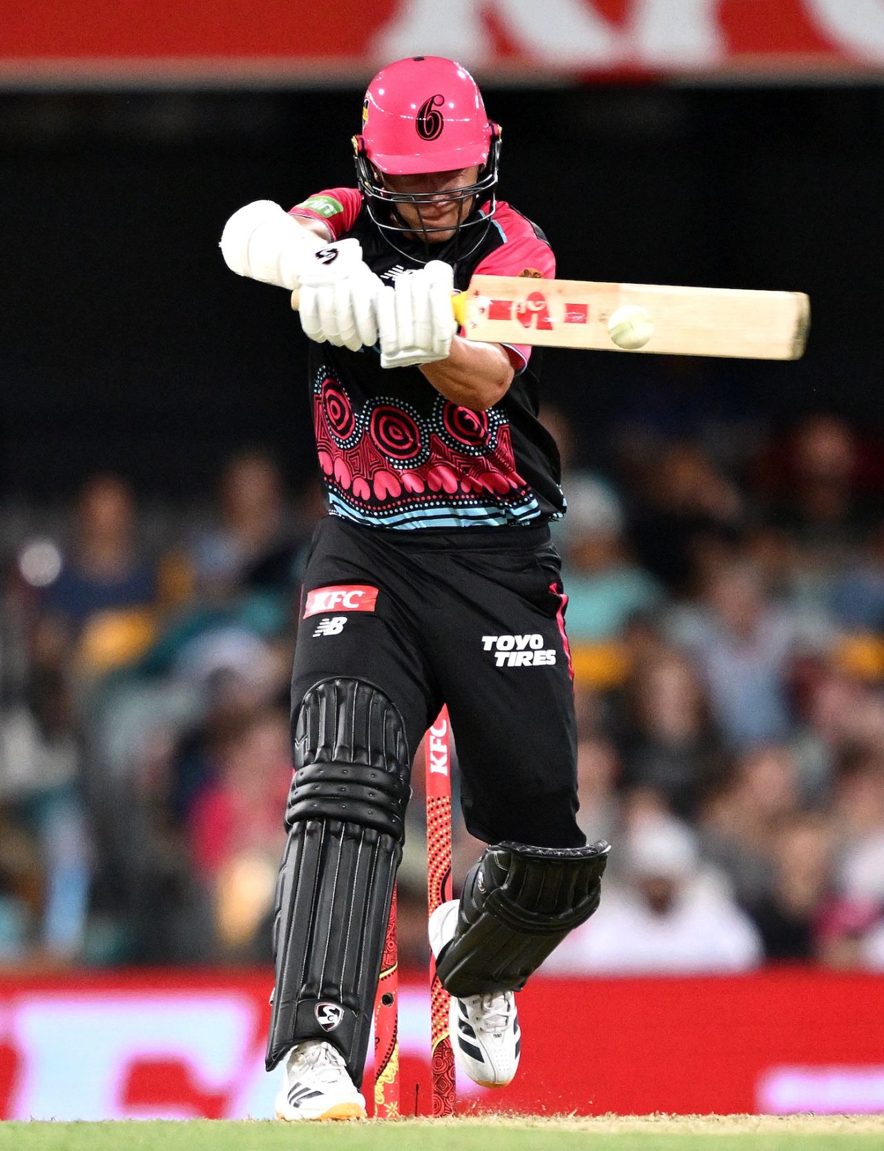 Sam Curran scored a crucial unbeaten half-century, Brisbane Heat vs Sydney Sixers, BBL, Brisbane, December 18, 2025