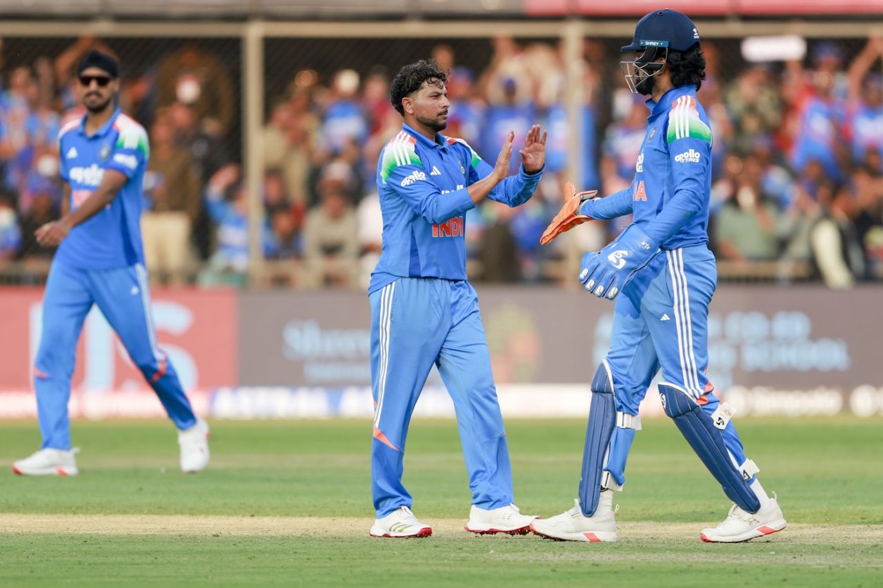 Kuldeep Yadav picked up the wicket of Mitchell Hay, India vs New Zealand, 3rd ODI, Indore, January 18, 2026