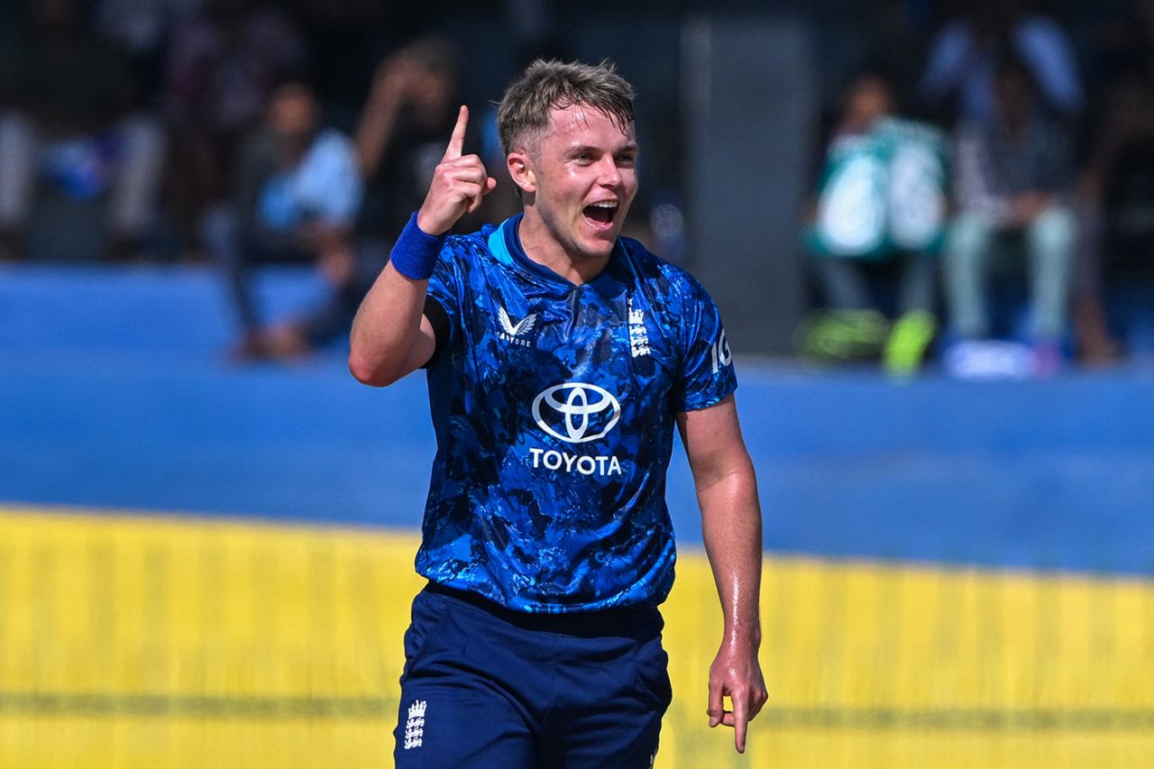 Sam Curran broke the opening stand, Sri Lanka vs England, 1st ODI, Colombo, January 22, 2026