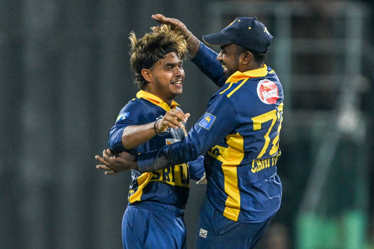 Dunith Wellalage dismissed Jacob Bethell as Sri Lanka closed in, Sri Lanka vs England, 1st ODI, Colombo, January 22, 2026