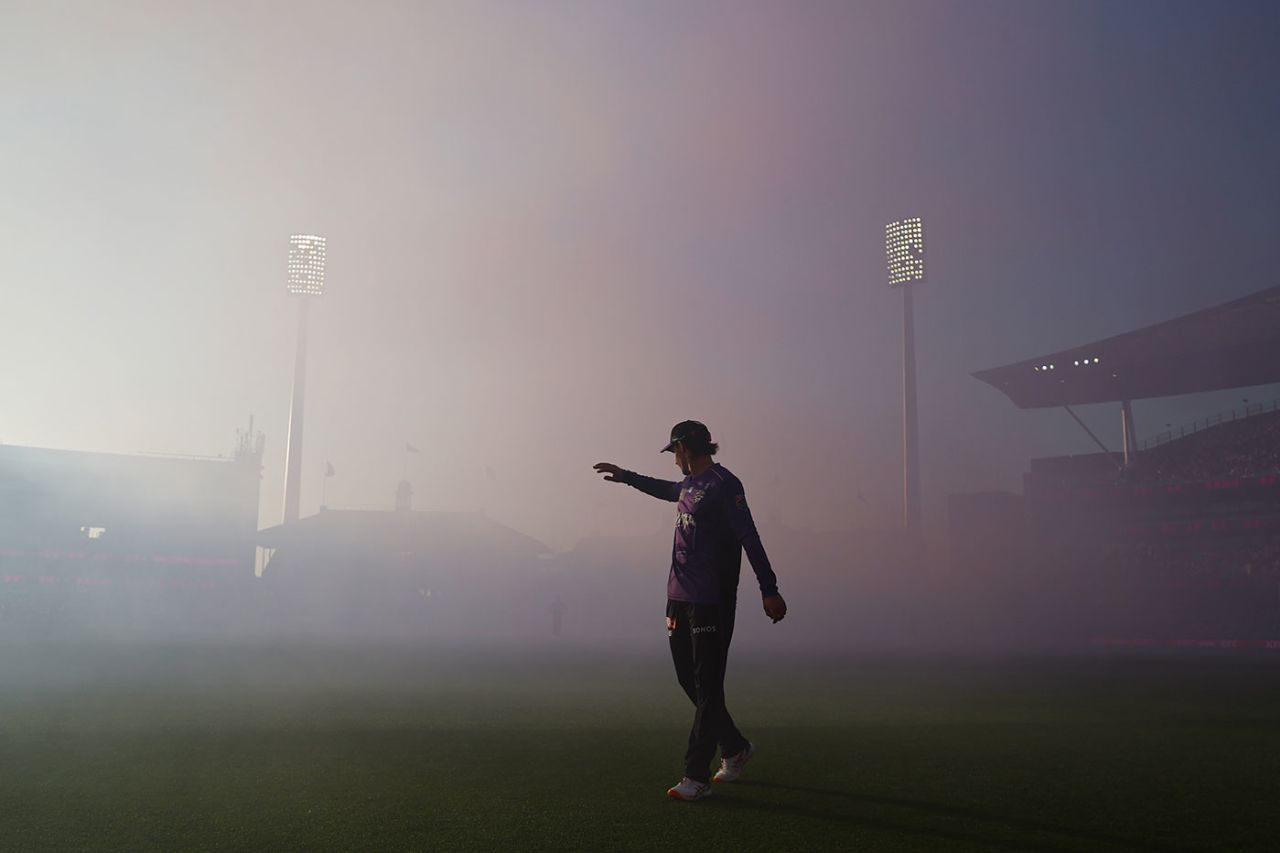 The pre-match fireworks left a little bit of smoke, Sydney Sixers vs Hobart Hurricanes, BBL, Challenger, SCG, January 23, 2026