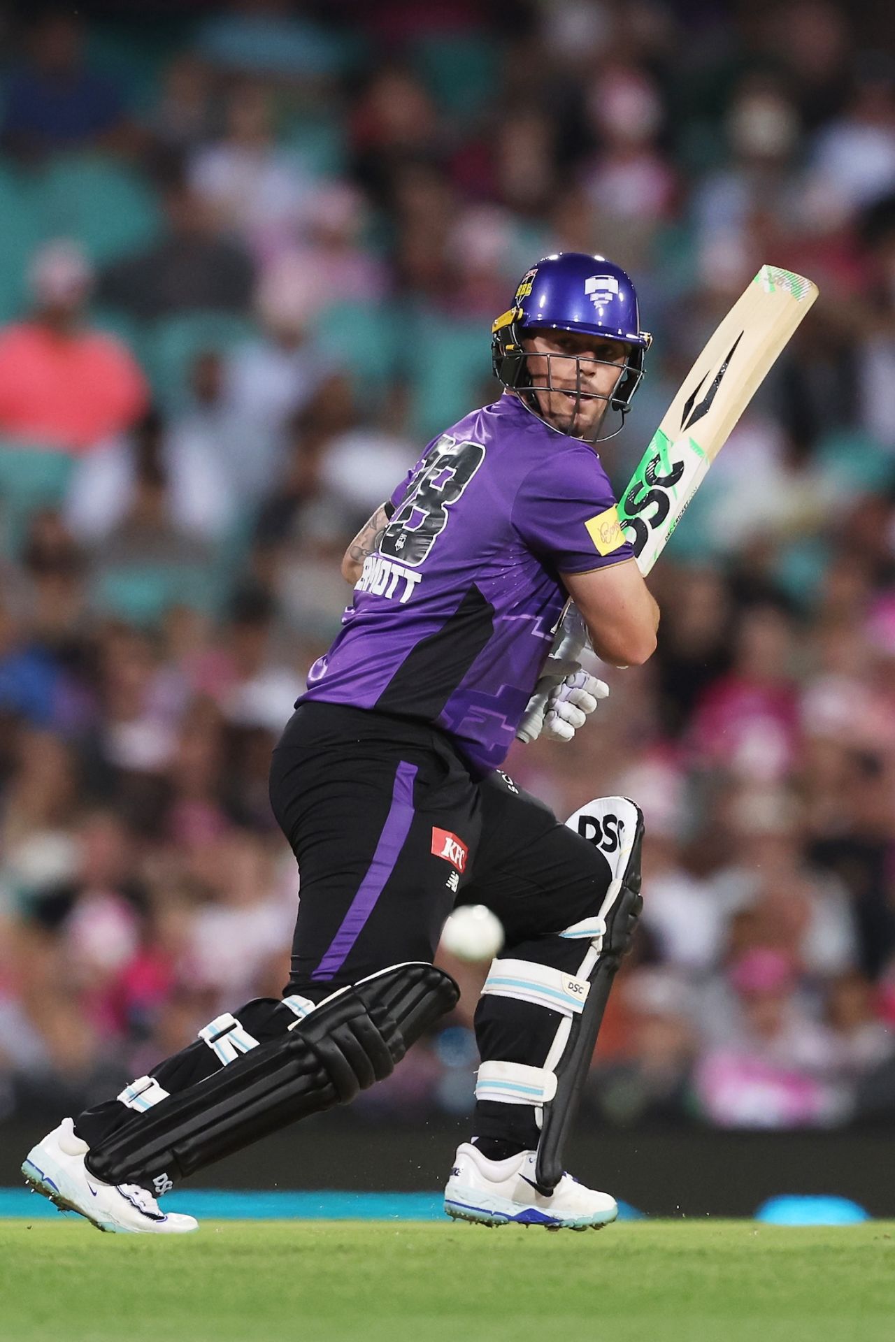 Ben McDermott cuts the ball away, Hobart Hurricanes vs Sydney Sixers, BBL Challengers, Sydney, December 23, 2025