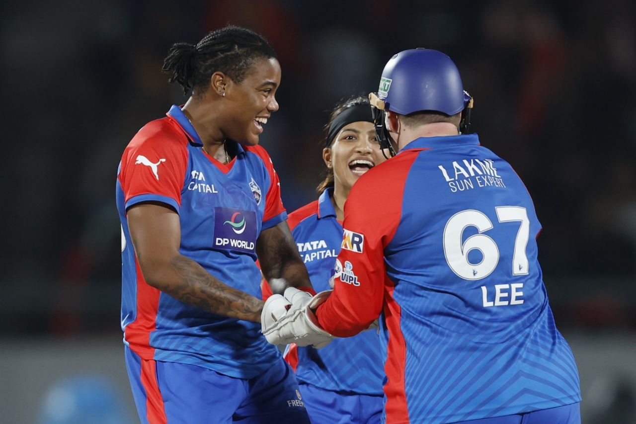 Chinelle Henry got two wickets in the death overs, Delhi Capitals vs Royal Challengers Bengaluru, WPL 2026, Vadodara, January 24, 2026