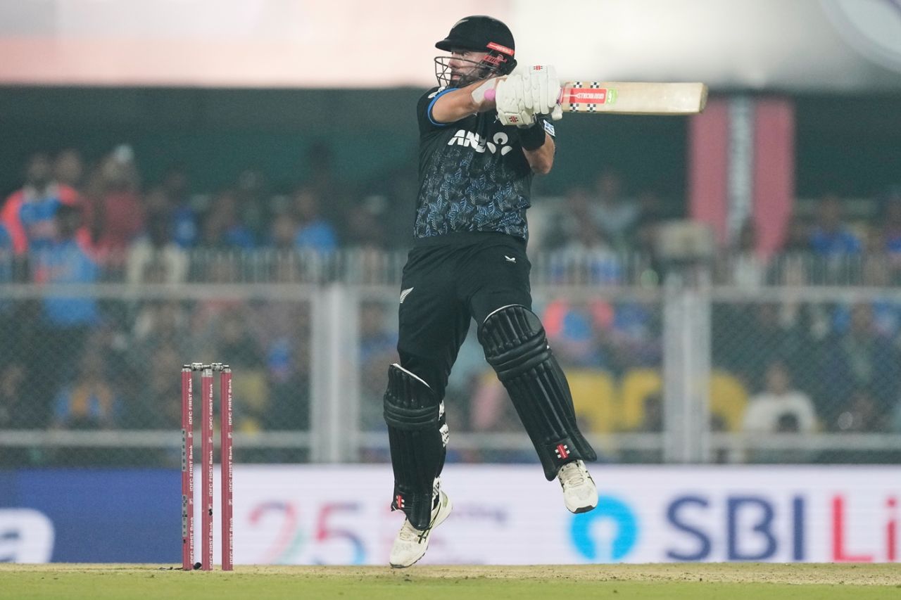 Daryl Mitchell had a short stay, India vs New Zealand, 3rd T20I, Guwahati, January 25, 2026