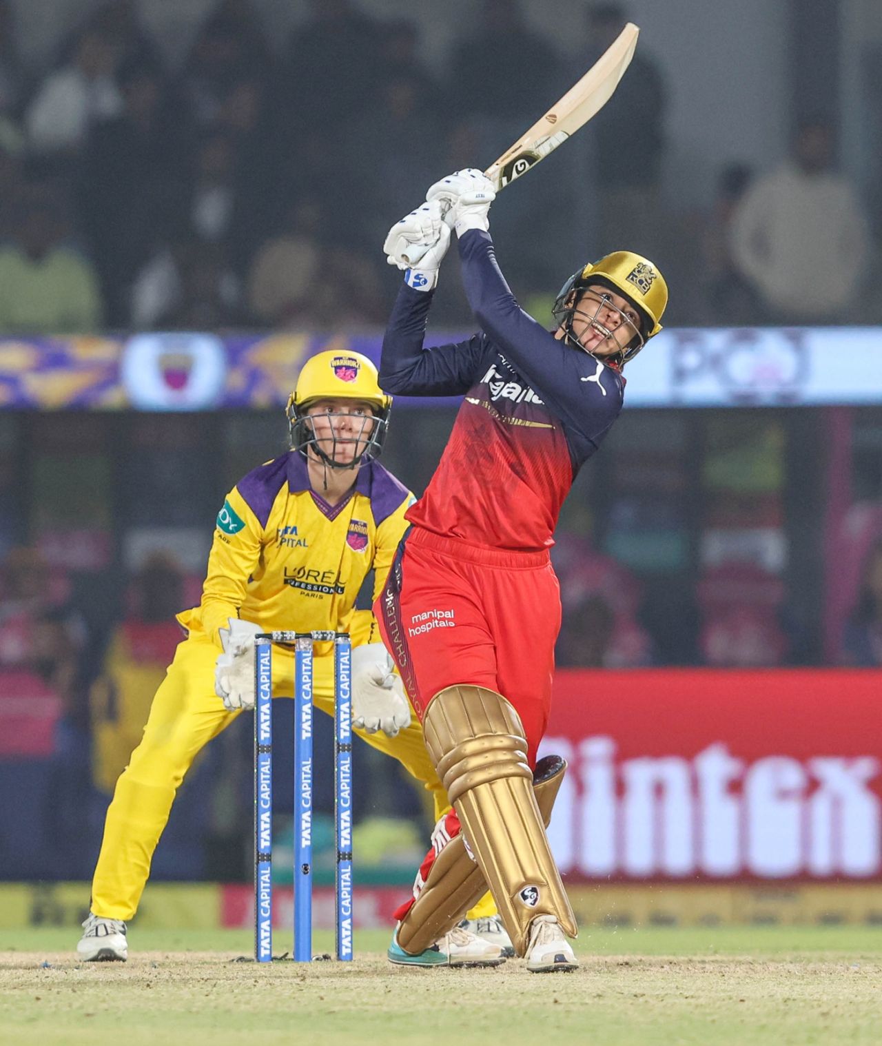 Smriti Mandhana lofts one over the in-field, UP Warriorz vs Royal Challengers Bengaluru, WPL, Vadodara, January 29, 2026