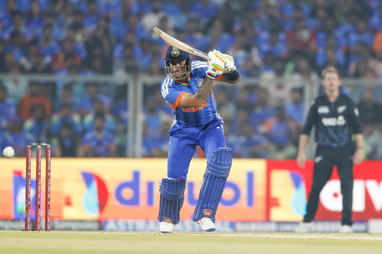 Suryakumar Yadav hits through the off side, India vs New Zealand, 5th T20I, Thiruvananthapuram, January 31, 2026