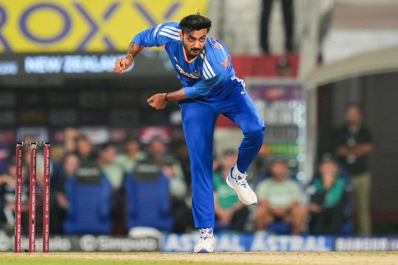 Axar Patel sends one down, India vs New Zealand, 5th T20I, Thiruvananthapuram, January 31, 2026