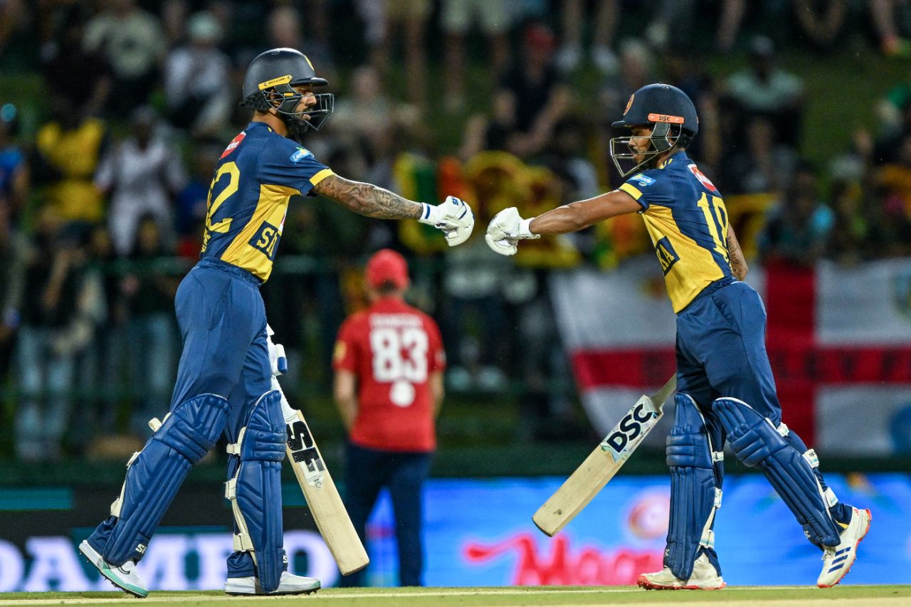 Pathum Nissanka and Kamil Mishara punch gloves during a brisk start, Sri Lanka vs England, 2ns T20I, Pallekele, February 1, 2026