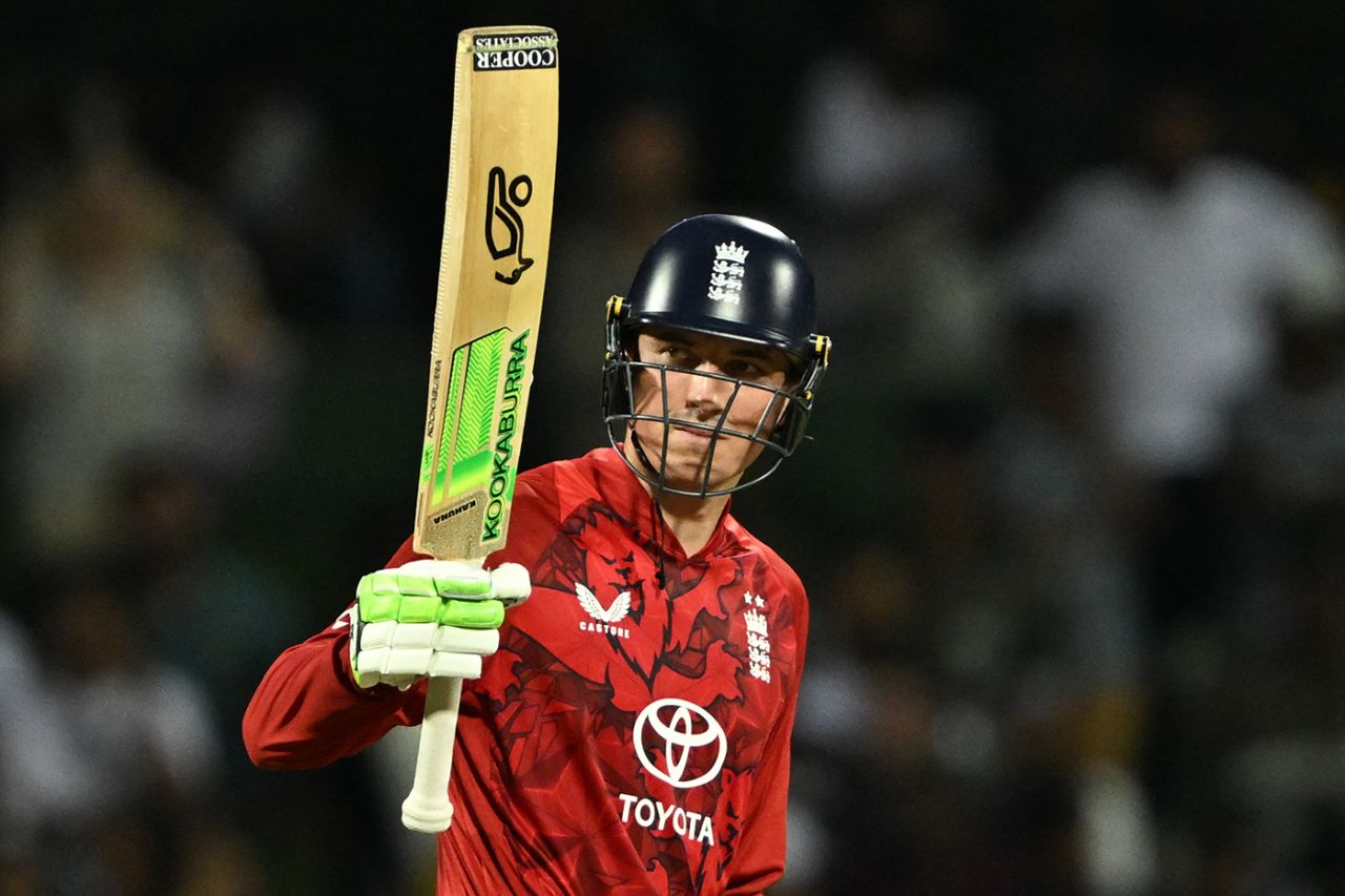 Tom Banton acknowledges his half-century, Sri Lanka vs England, 2ns T20I, Pallekele, February 1, 2026