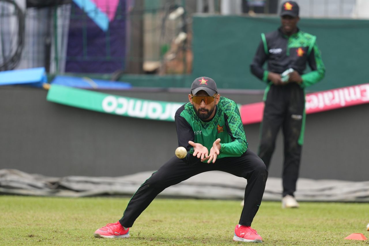 Sikandar Raza undergoes catching drills, Zimbabwe vs Oman, Men's T20 World Cup, Colombo, February 8, 2026