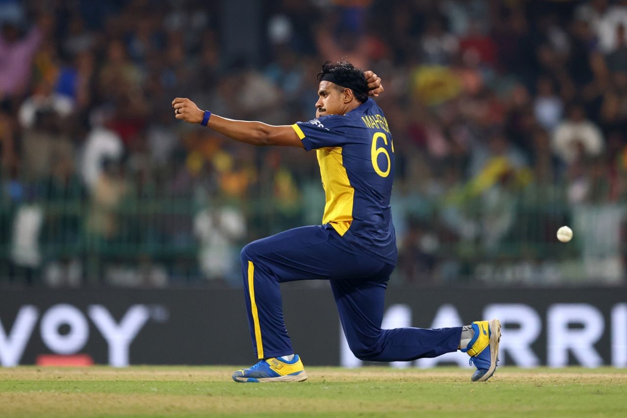 Maheesh Theekshana brings out his bow and arrow, Sri Lanka vs Ireland, Men's T20 World Cup, Colombo, February 8, 2026