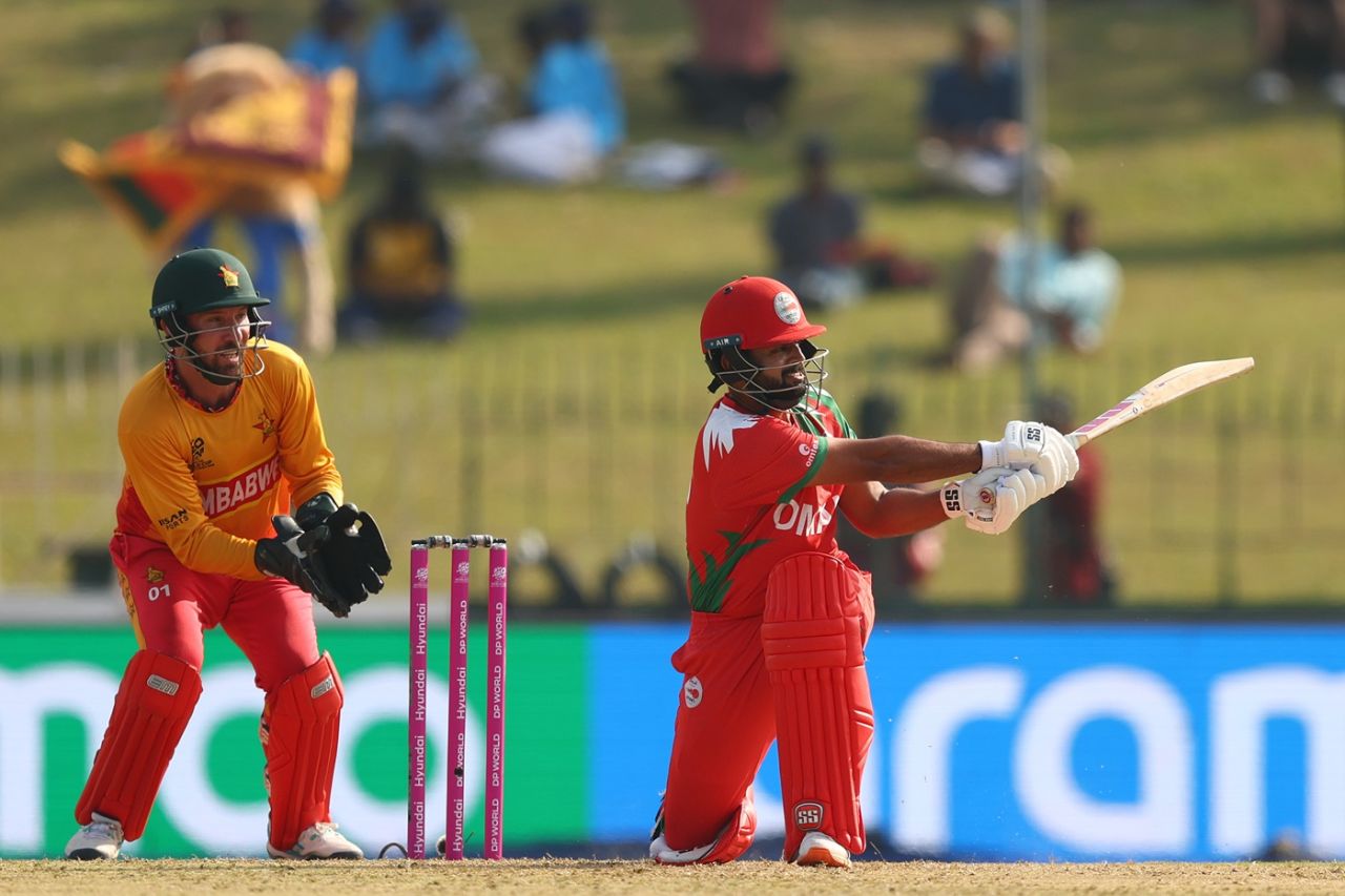 Vinayak Shukla sweeps one away, Oman vs Zimbabwe, T20 World Cup, Colombo, February 9, 2026