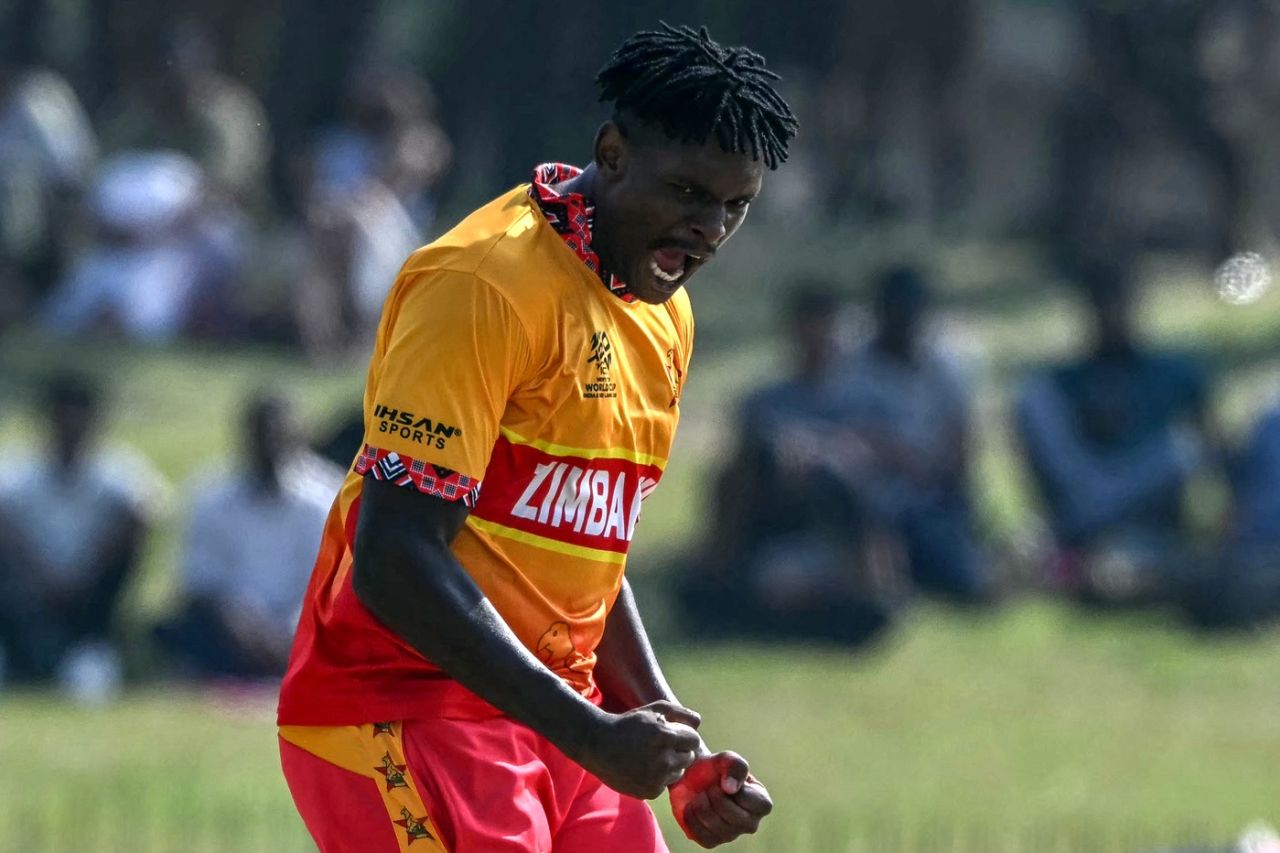 Richard Ngarava struck twice in his third over, Oman vs Zimbabwe, T20 World Cup, Colombo, February 9, 2026