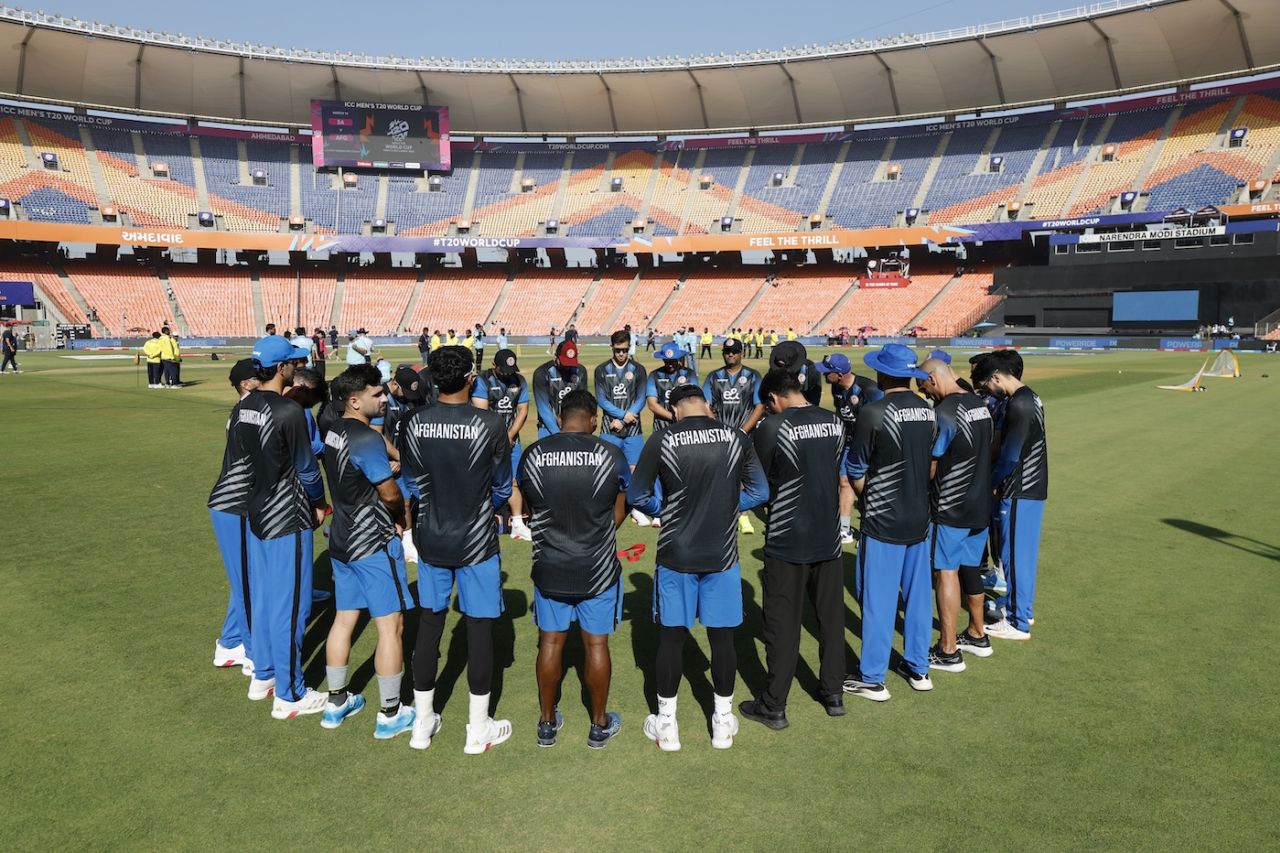 The Afghanistan players get into a huddle, Afghanistan vs South Africa, T20 World Cup, Ahmedabad, February 11, 2026