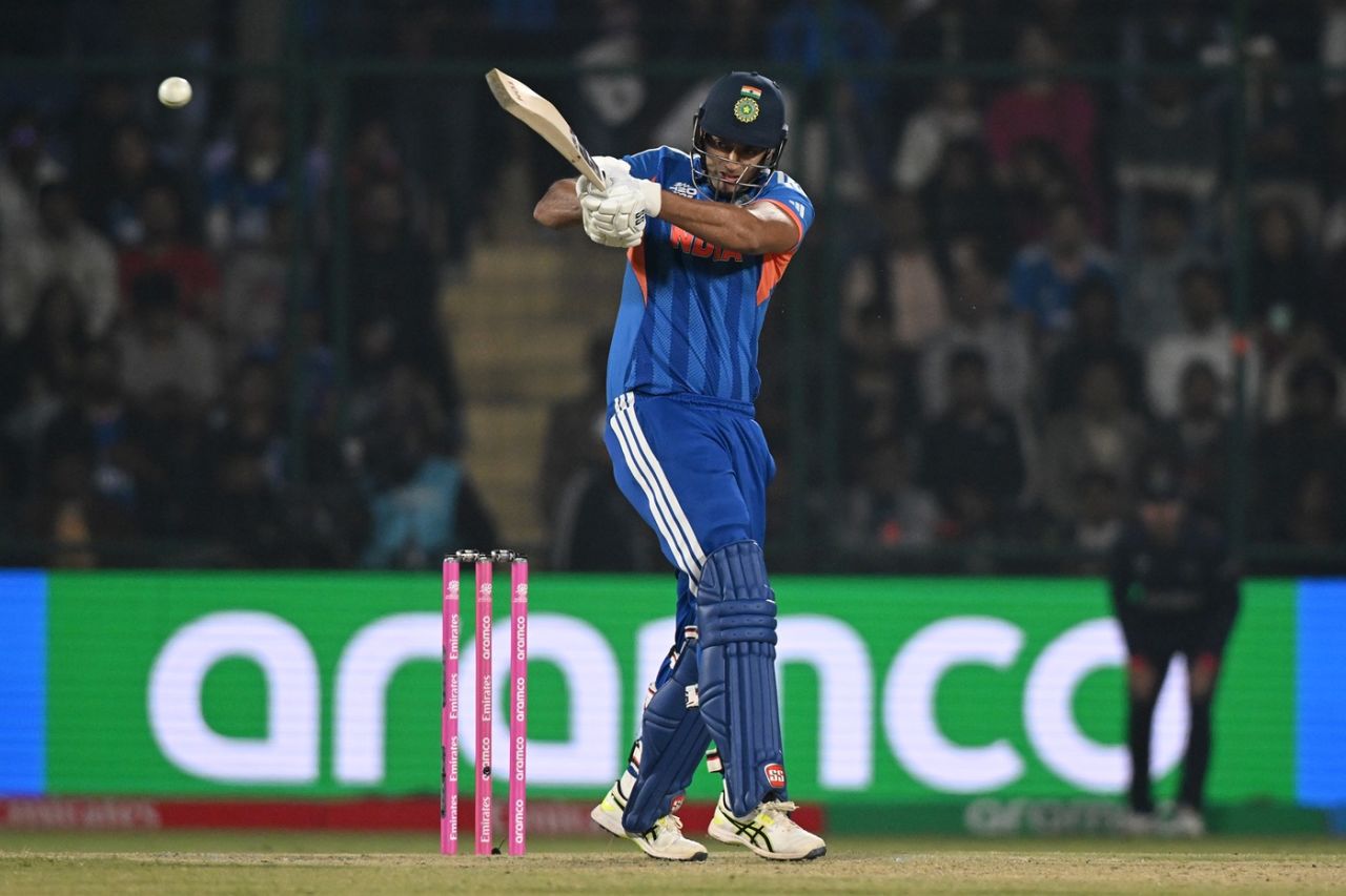 Shivam Dube pulls one away, India vs Namibia, Men's T20 World Cup, New Delhi, February 12, 2026