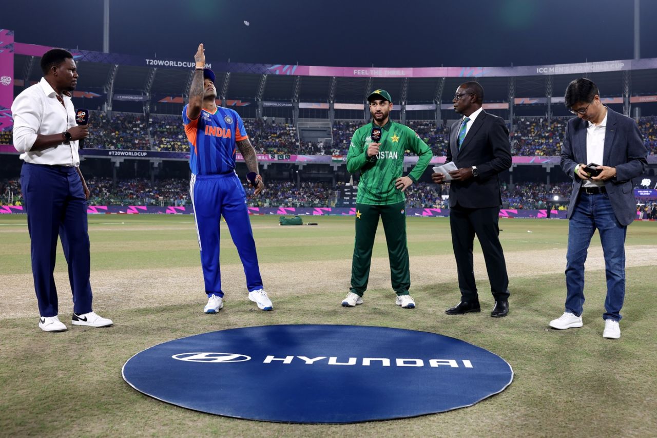 Suryakumar Yadav flips the coin while Salman Agha calls, India vs Pakistan, Men's T20 World Cup, Colombo, February 15, 2026