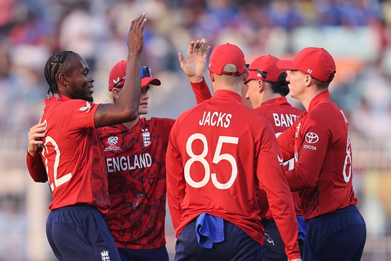 Jofra Archer celebrates with his team-mates, England vs Italy, Eden Gardens, T20 World Cup, February 16, 2026