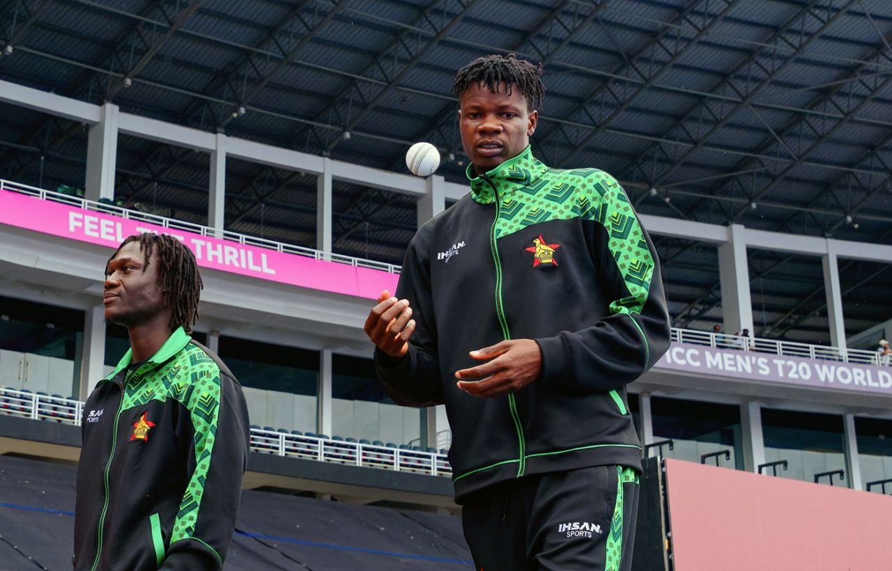 Blessing Muzarabani waits for the match to get started, Ireland vs Zimbabwe, T20 World Cup 2026, Pallekele, February 17, 2026