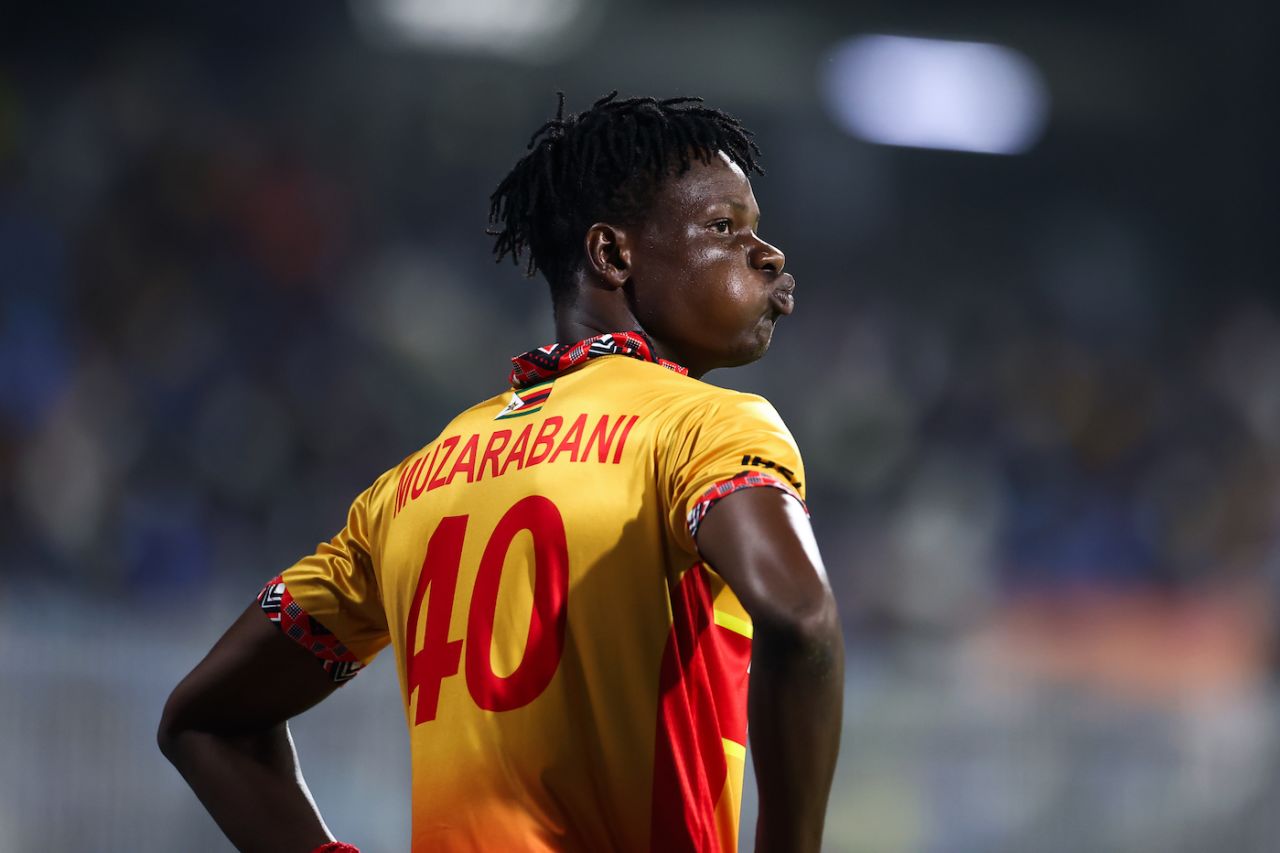 Blessing Muzarabani looks around on a tough evening, India vs Zimbabwe, T20 World Cup 2026, Super Eight, Chennai, February 26, 2026