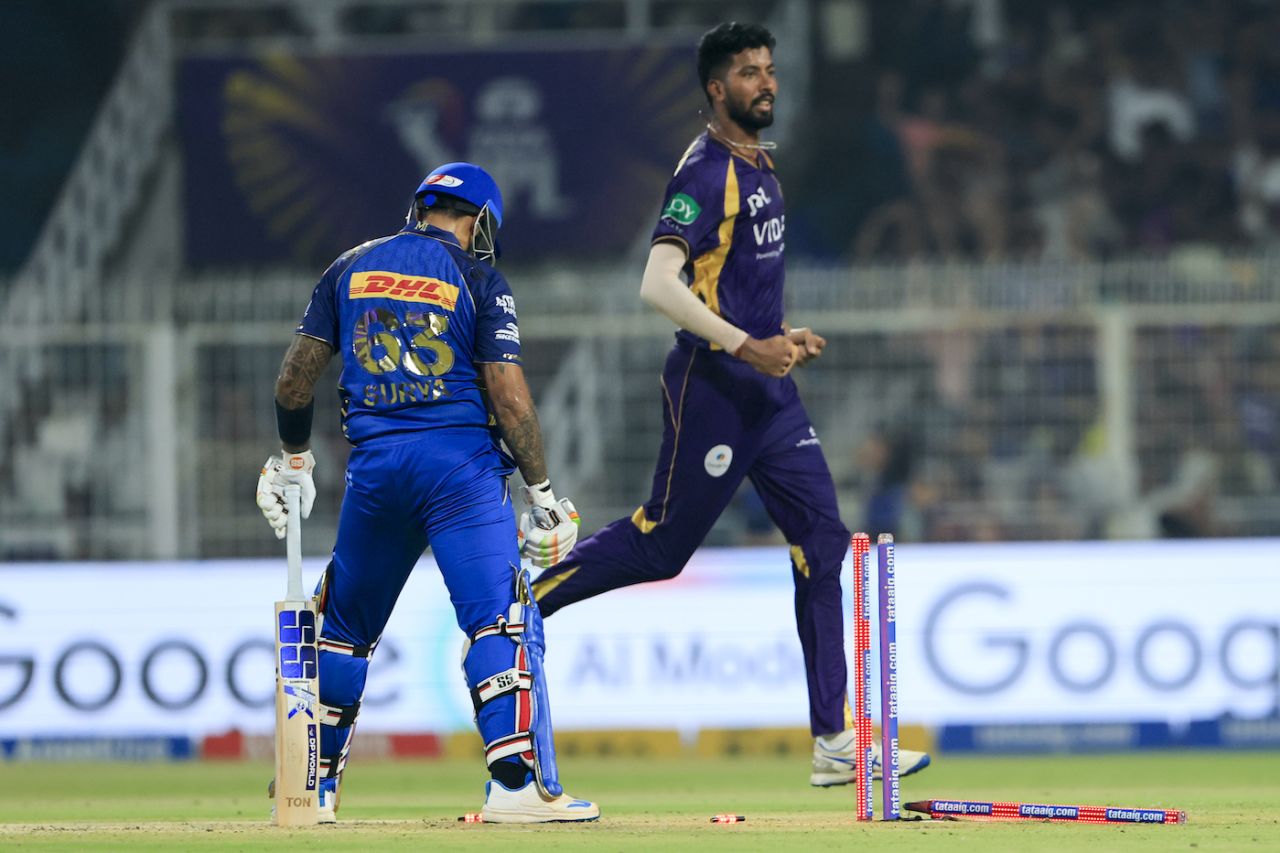 Saurabh Dubey knocked over Suryakumar Yadav, Kolkata Knight Riders vs Mumbai Indians, Kolkata, IPL 2026, May 20, 2026