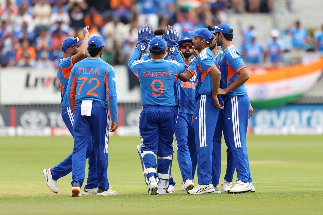 The Indian players celebrate the first wicket, Ireland vs India, 1st men's T20I, Belfast, June 26, 2026