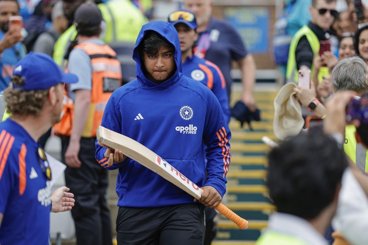 Vaibhav Sooryavanshi walks out, England vs India, 1st T20I, Chester-le-Street, July 1, 2026