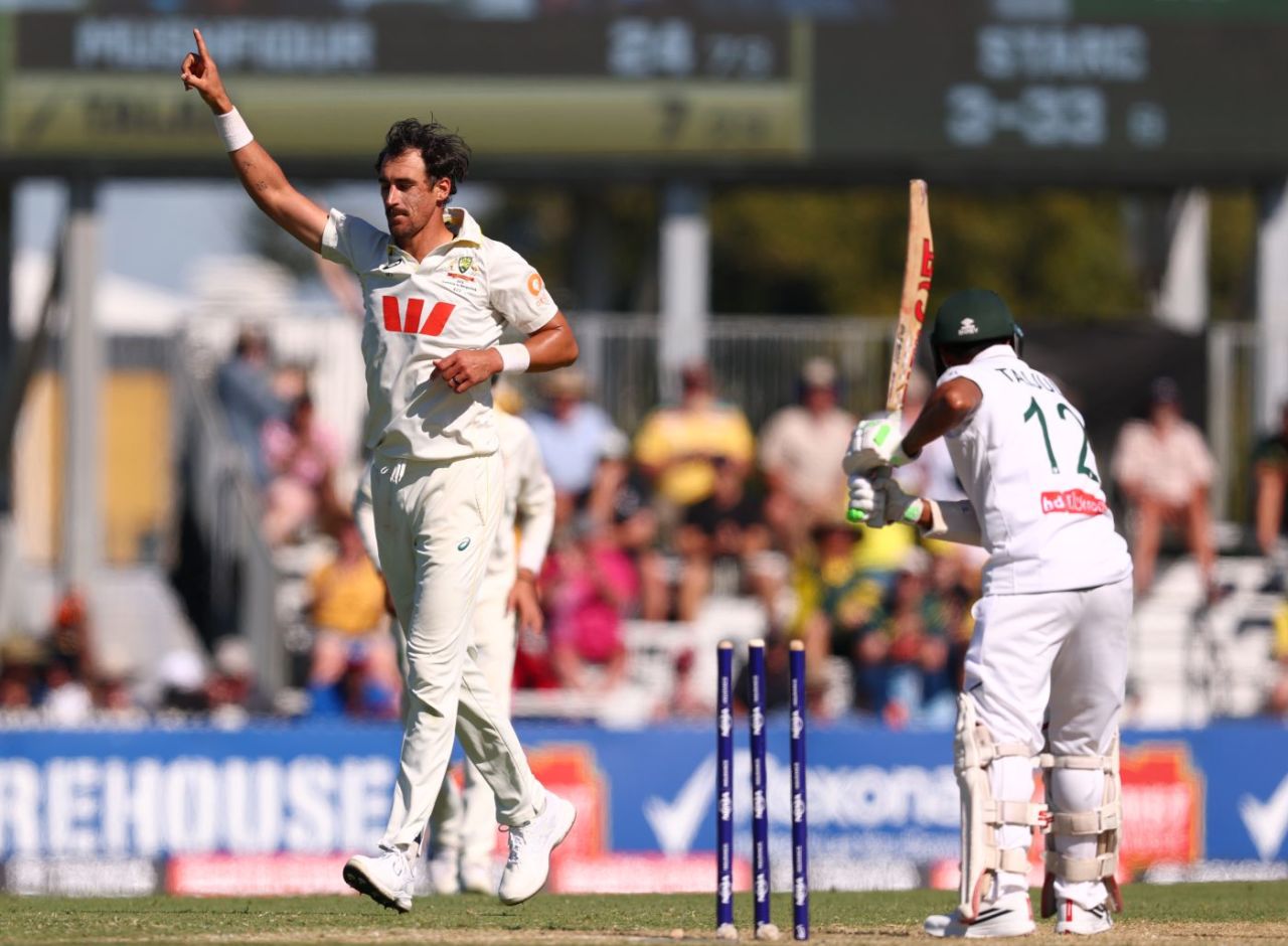 Mitchell Starc claimed his 10th wicket of the match, Australia vs Bangladesh, 2nd Test, Mackay, 2nd day, August 23, 2026