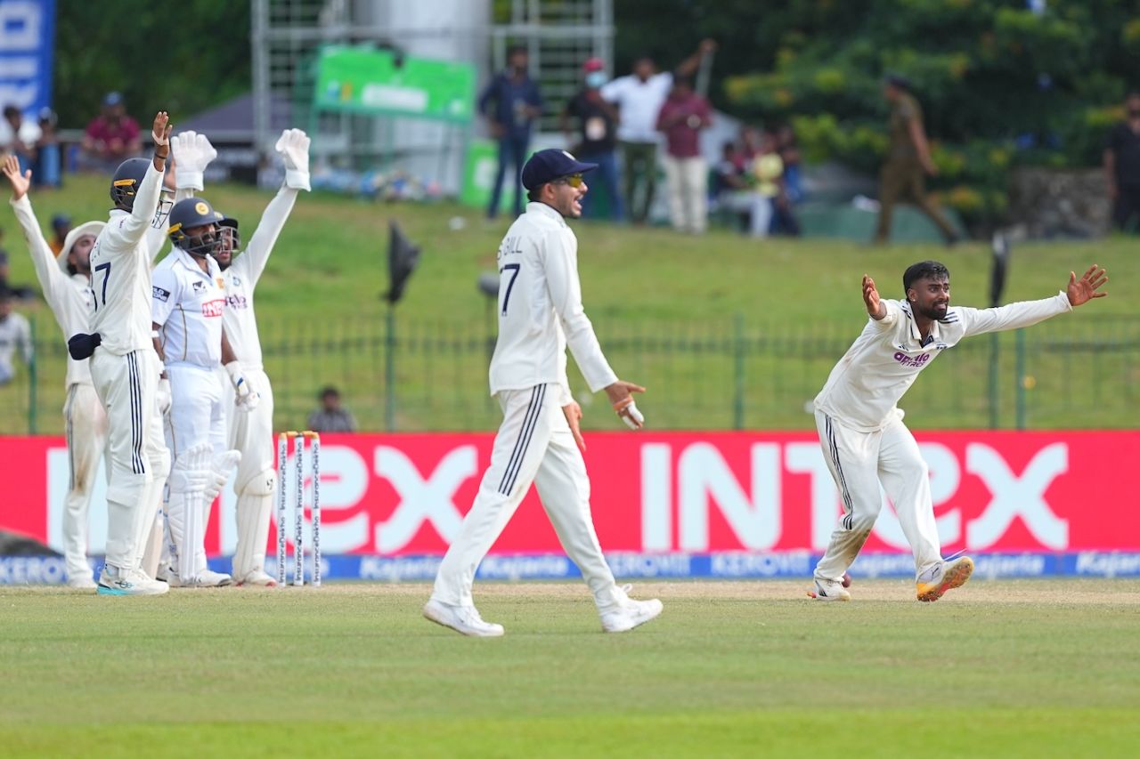 සොනාල්ගේ 85 තරම්ම වටින ලහිරුගේ ලකුණු 08