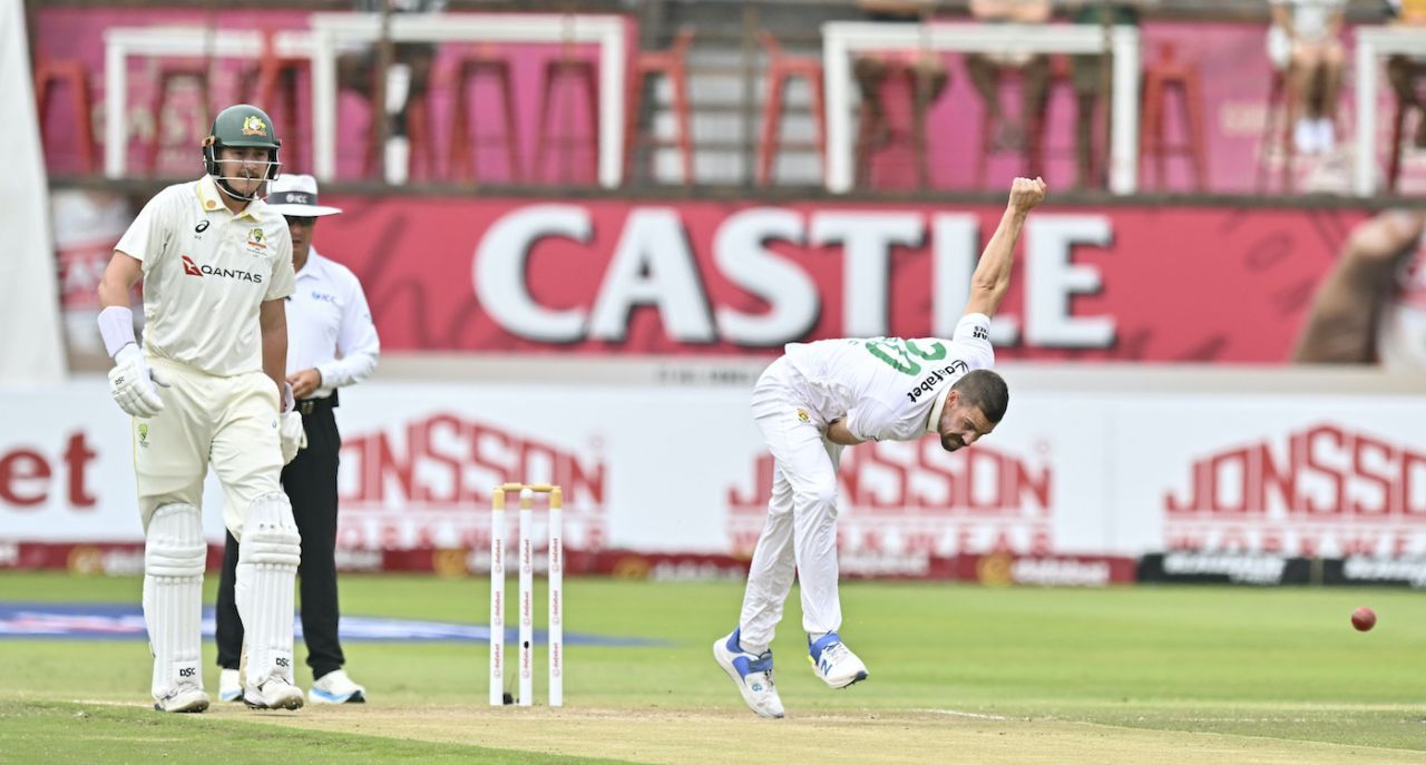 Anrich Nortje literally bent his back to have batters jumping in the first hour, South Africa vs Australia, 1st Test, Day 2, Durban, October 10, 2026