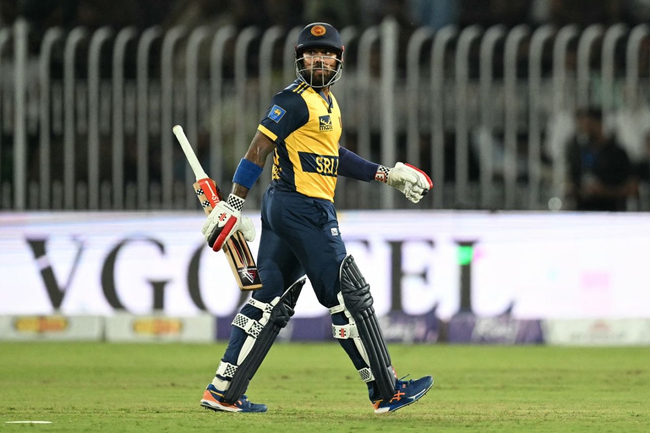 මෙහෙව් ක්රිකට් මගේ දෑසට නොපෑ යුතූ...