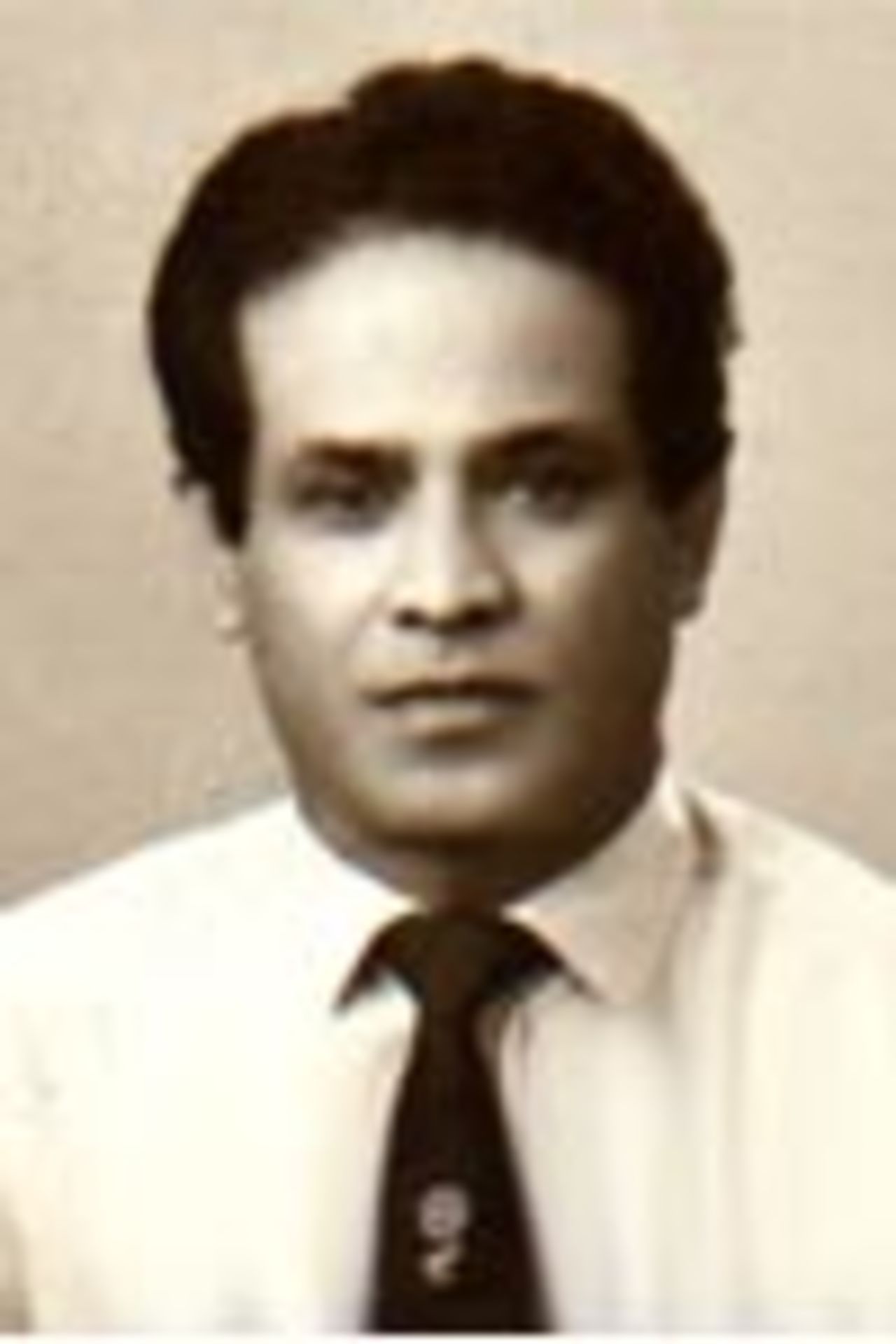 Portrait of Piyadasa Vidanagamage, 2001