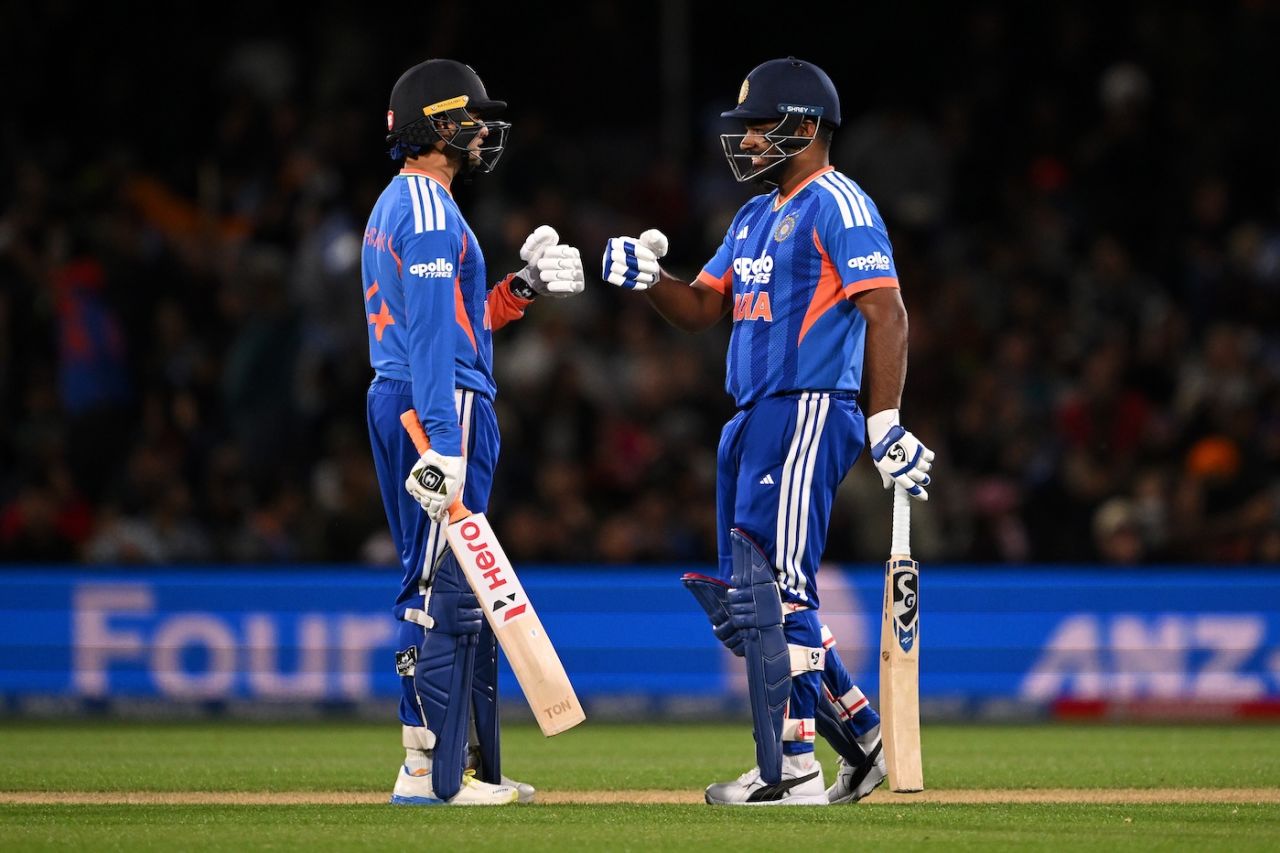 Sanju Samson and Abhishek Sharma punch gloves, New Zealand vs India, 1st T20I, Christchurch, October 22, 2026