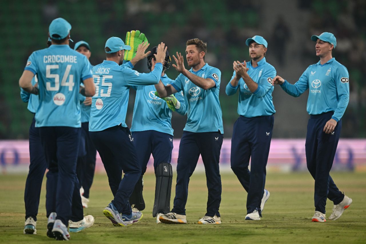 ජයග්‍රහණය පෙනි පෙනී ගිලිහී ගිය තරගයක ශ්‍රී ලංකාව යළි සොයාගත් ජවය ගැන කතාවක්!
