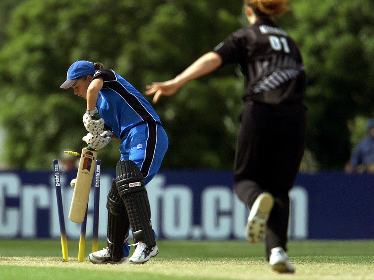 Dawn Holden is bowled by Katrina Keenan for 1, England v New Zealand, CricInfo Women's World Cup, Lincoln, December 14, 2000