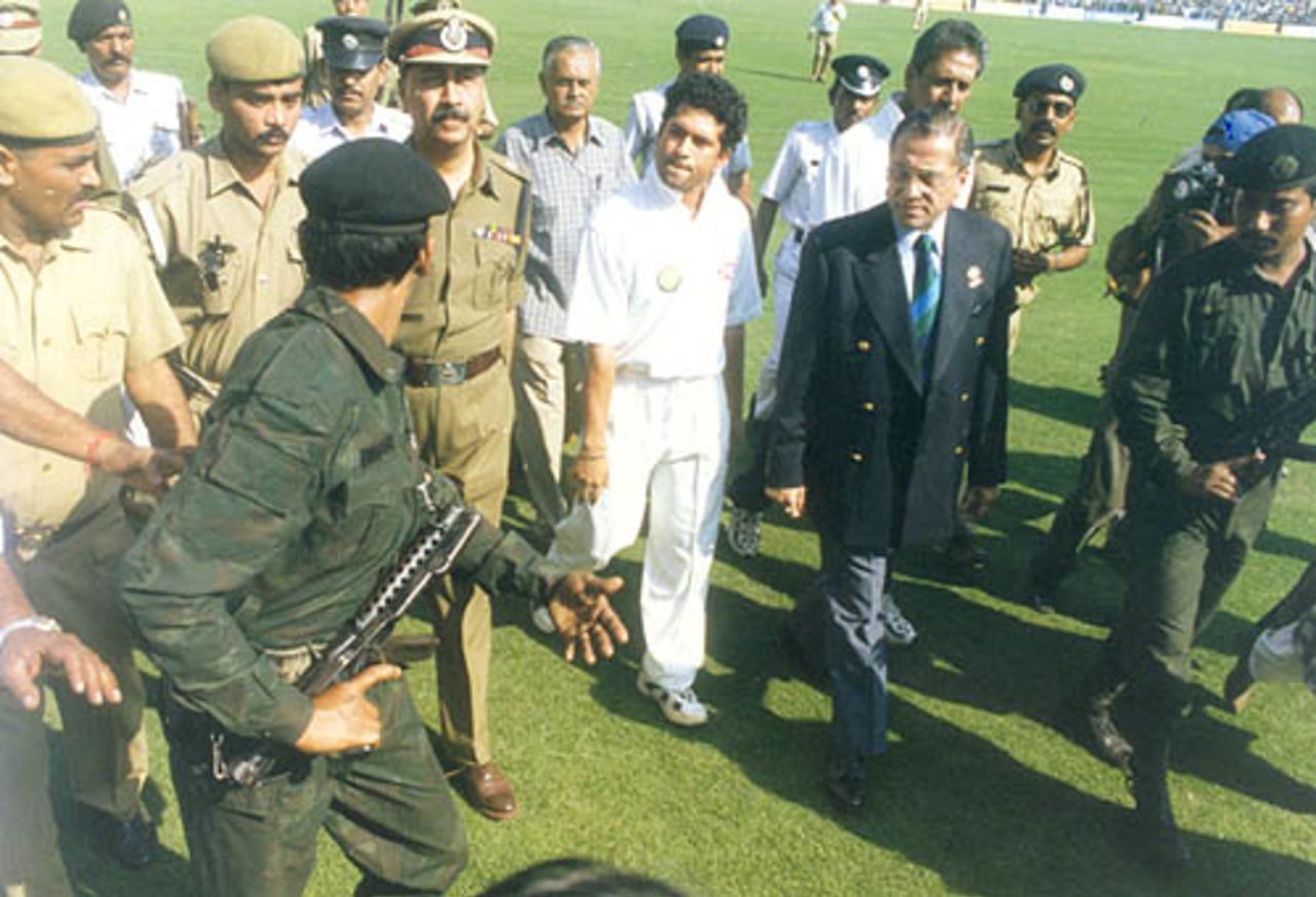 Tendulkar, Dalmiya and the Police officials quietening the crowd, India v Pakistan, Asia Test Championship, Eden Gardens, Calcutta, 16-20