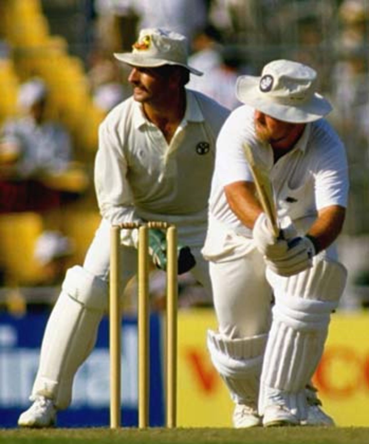 Mike Gatting falls reverse sweeping, Australia v England, World Cup final, November 1987