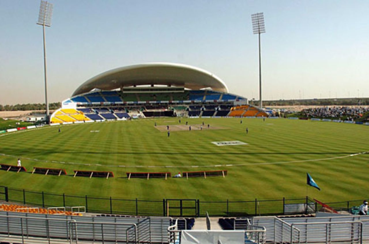 General view of the Sheikh Zayed Stadium, Pakistan Masters v Sri Lanka Masters, Abu Dhabi, May 2, 2005